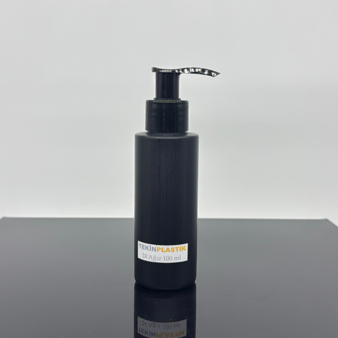  Polietilen Şişe 100 ml  Siyah Tırtıksız Pompalı Sıvı Sabun Şişesi