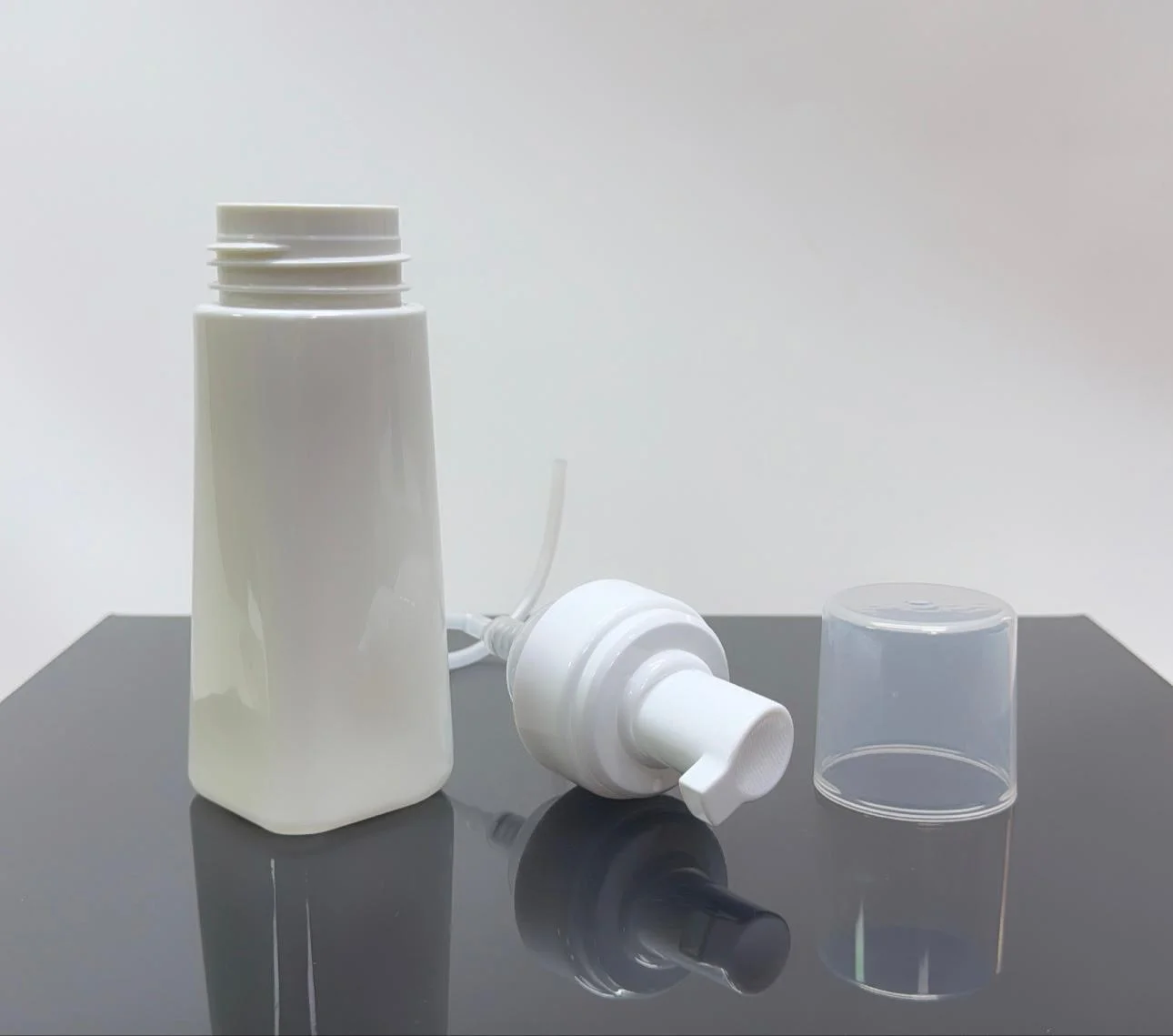150 ml Beyaz Köşeli Köpük Yapıcı Pet Şişe Köpük Pompalı 150 ml Beyaz Köşeli Köpük Yapıcı Pet Şişe Köpük Pompalı